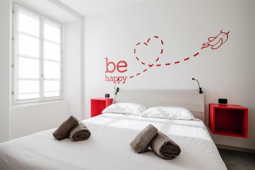 Be Happy - The House Of Travelers Apartment Como Exterior photo